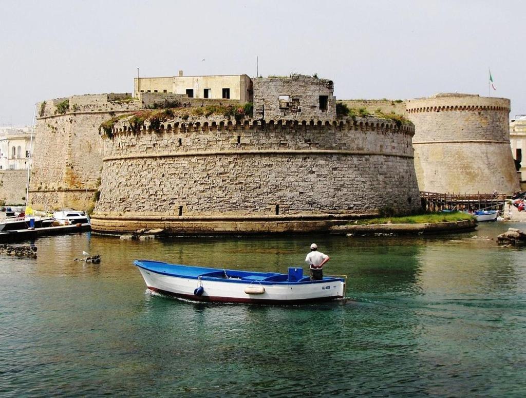 Appartamenti A Gallipoli Luaran gambar